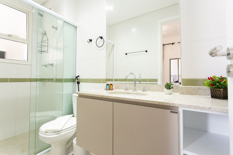 Bathroom 5, Incrível Vista para o Mar com Varanda, Bertioga