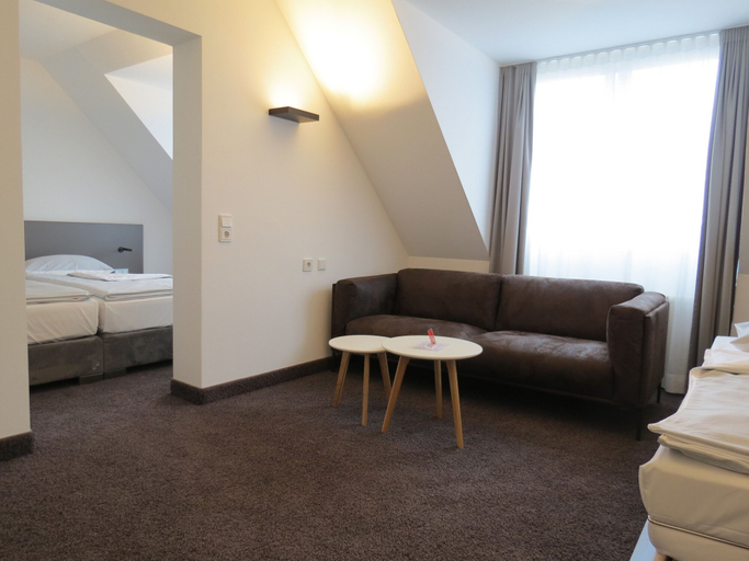 Bedroom 4, Comfor Hotel Ulm City, Ulm