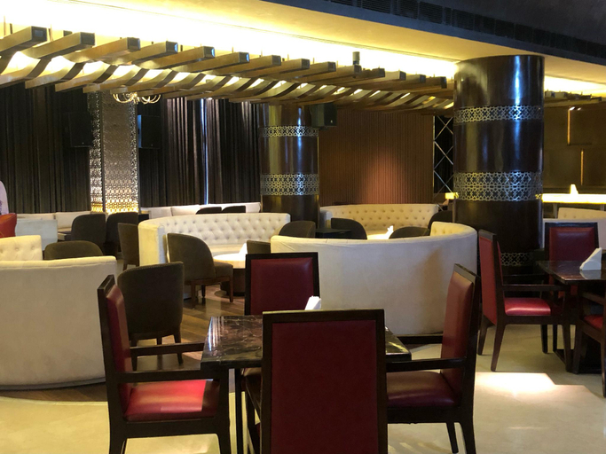 Food & Drinks 4, Udman Hotel Chattarpur, Delhi