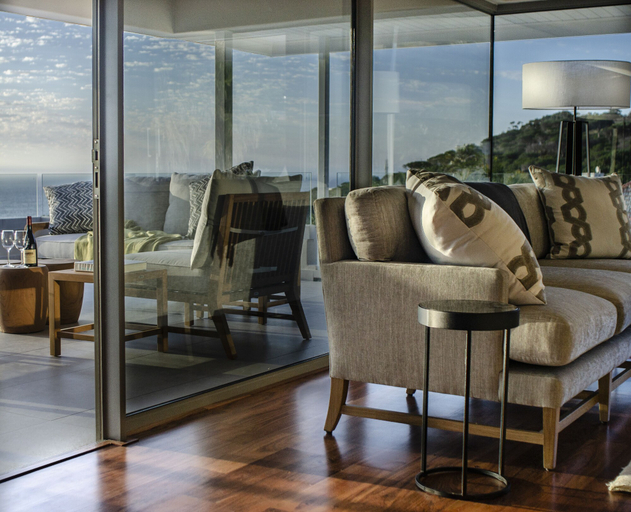 Others 5, Condo Carolina, City of Cape Town