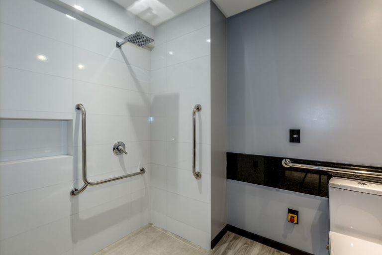 Bathroom 4, Tri Hotel Premium Itapema, Itapema
