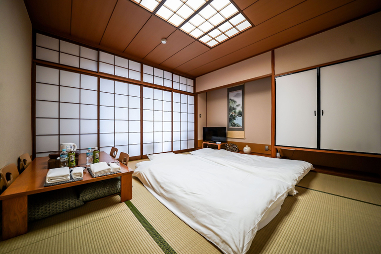 Bedroom 4, Hakone Shichifukuso, Hakone