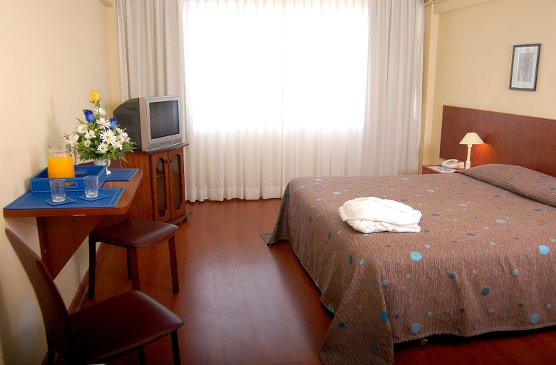 Bedroom 2, Imperio Suites, Santiago