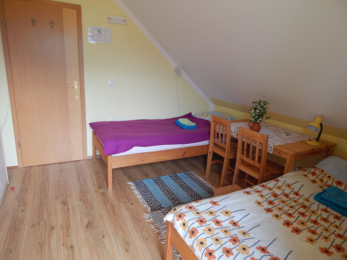 Bedroom 2, Sunny Holiday House B&B, Gornji Grad