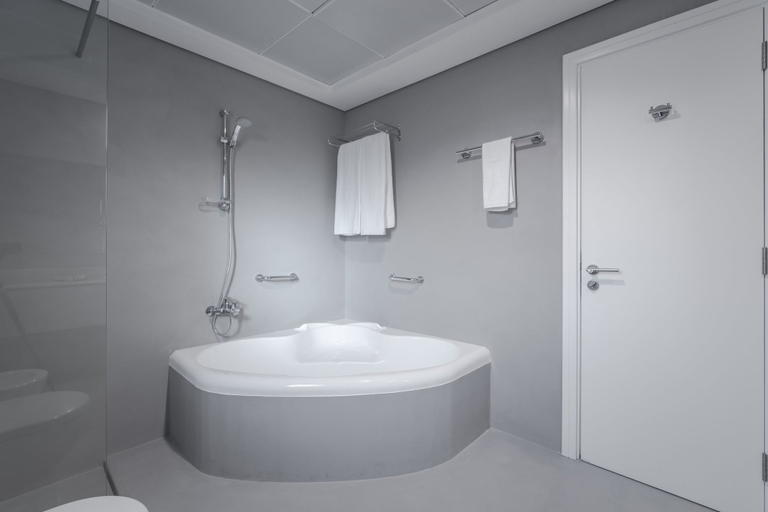 Bathroom 5, Rose Garden Hotel Apartments Barsha, Dubai