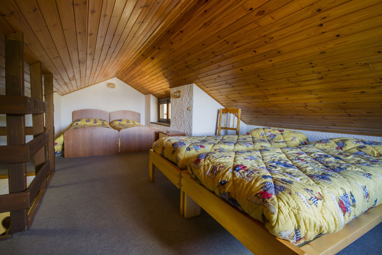 Bedroom 2, Residence Stefania, Sondrio