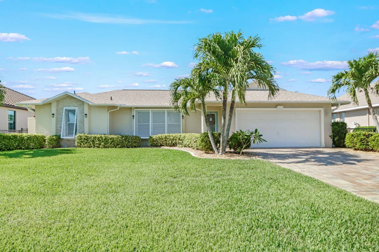 Exterior & Views 2, 2709 SW 49th St, Lee