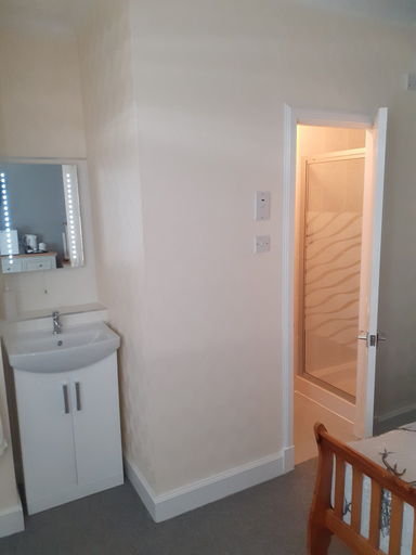 Others 5, THE KEMPS Guest House, Highland