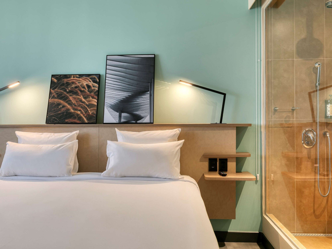 Bedroom 15
