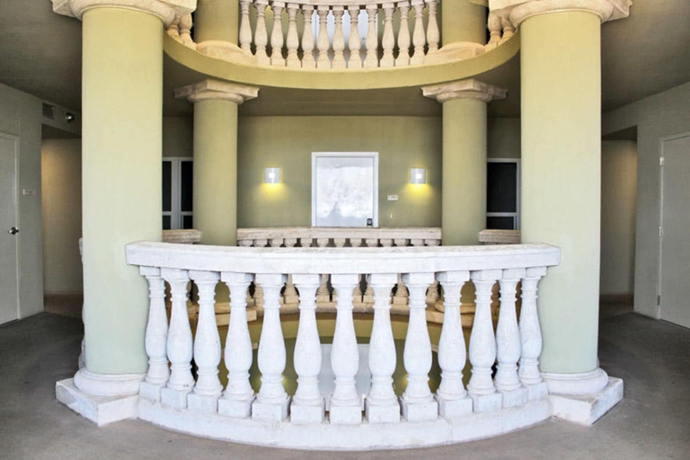 Others 5, Colonnades 1202, Baldwin