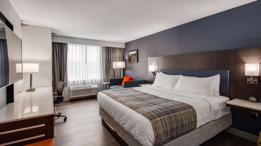 Bedroom 8