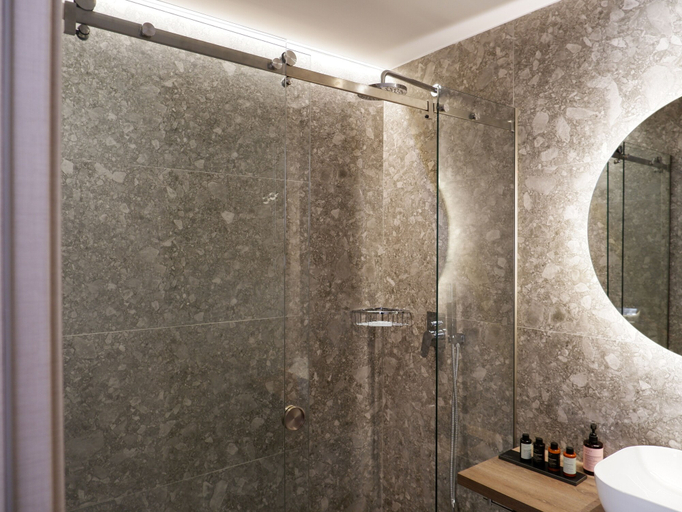 Bathroom 5, Kaiser Luxury Suites, Ionian Islands