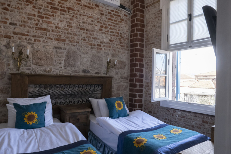 Bedroom 4, King Aegeus, Ayvalık