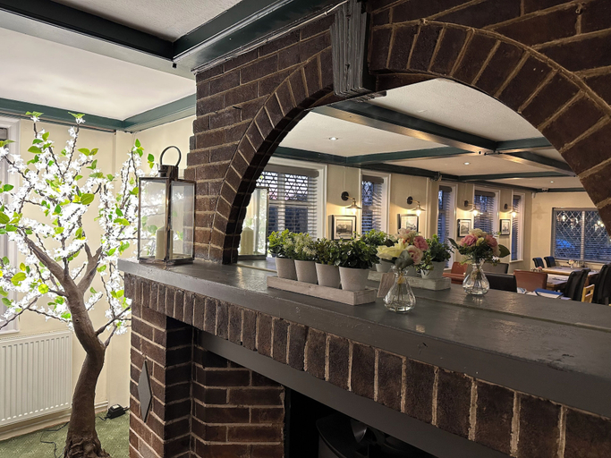Others 4, The Fish and Anchor Inn, Worcestershire