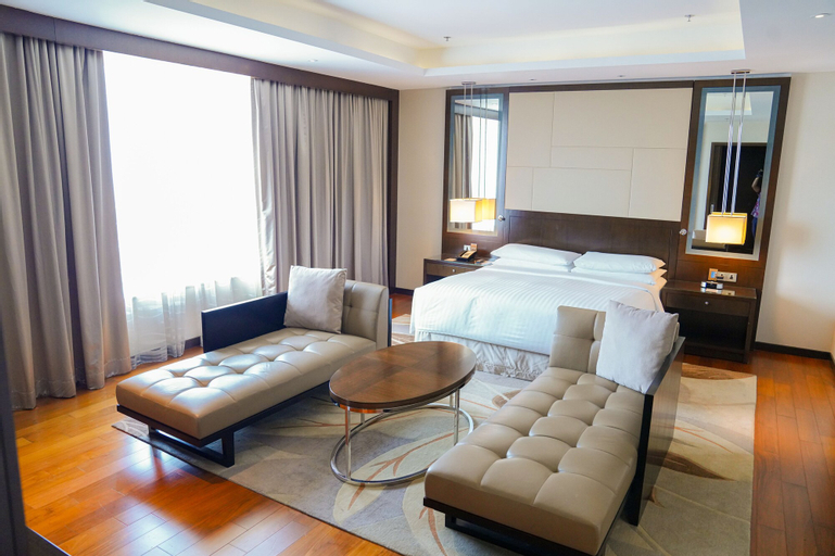Bedroom 12