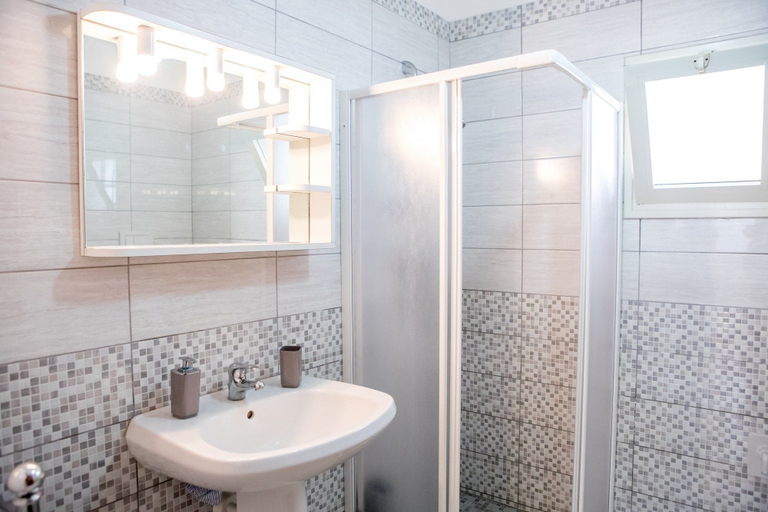 Bathroom 3, Villetta Orange, Lecce