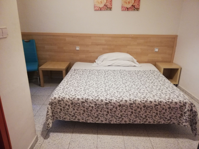 Bedroom 4, Hostal River, Barcelona