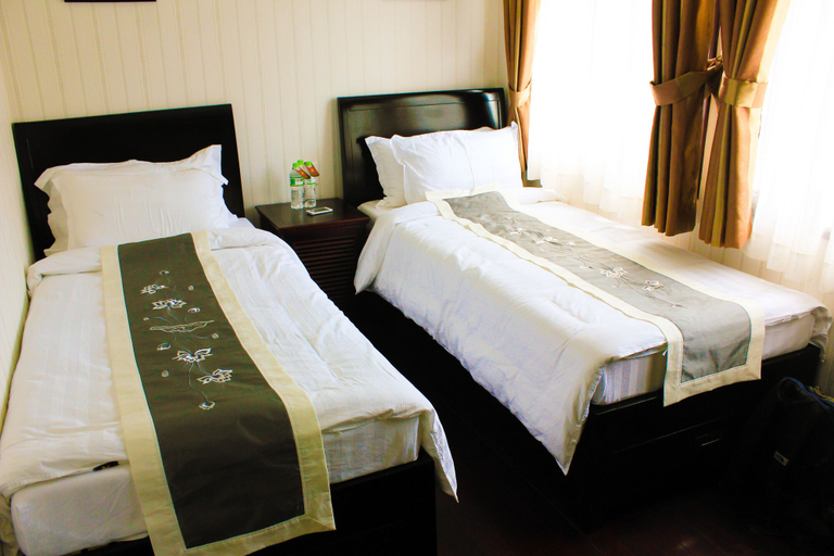 Bedroom 3, Halong Phoenix Cruiser, Hạ Long