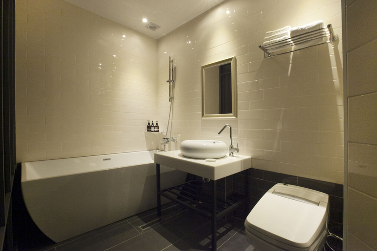Bathroom 4, Brown Dot Hotel, Gimhae