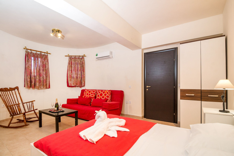 Bedroom 2, Cozy Family Home Near the Beach, South Aegean