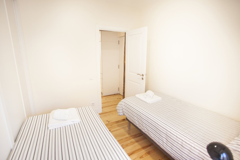 Bedroom 3, Graça Traditional Apartment, Lisbon