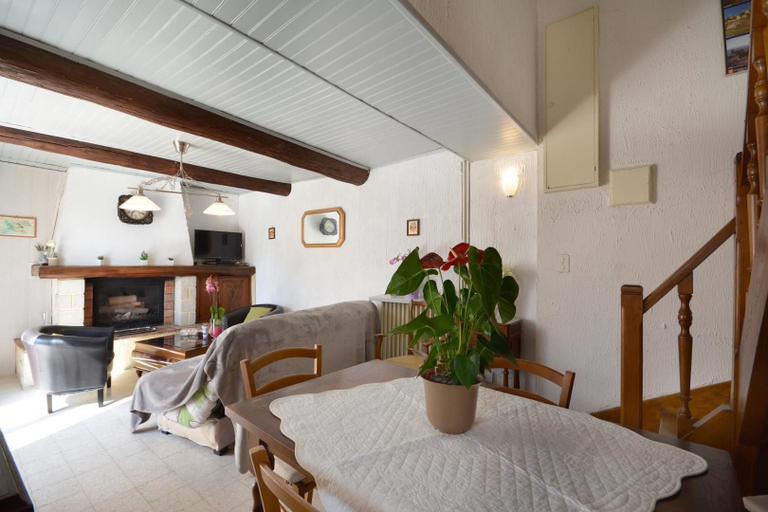 Bedroom 2, Le Mas d'Orphise by Gîtes de France, Vaucluse