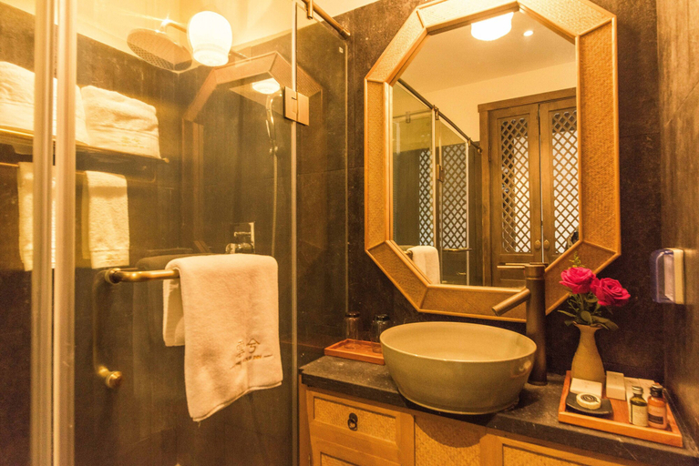 Bathroom, Floral Hotel Yun Xi Lijiang, Lijiang