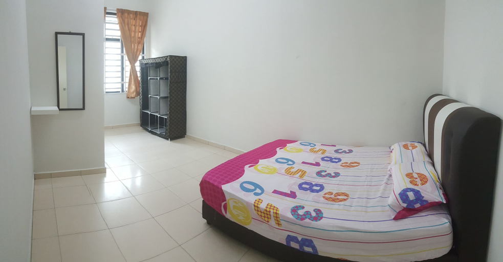 Bedroom 2, Homestay Ainizie Melaka, Alor Gajah