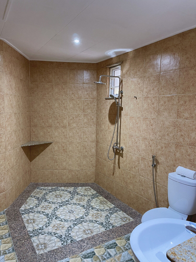 Bathroom shower 5, Anse Soleil Resort Self Catering