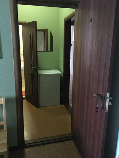 Bedroom 3, Kardinal, Vinnyts'ka