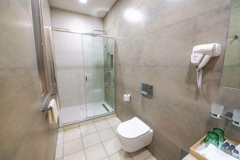 Bathroom 4, City View Hotel, Vladivostok gorsovet