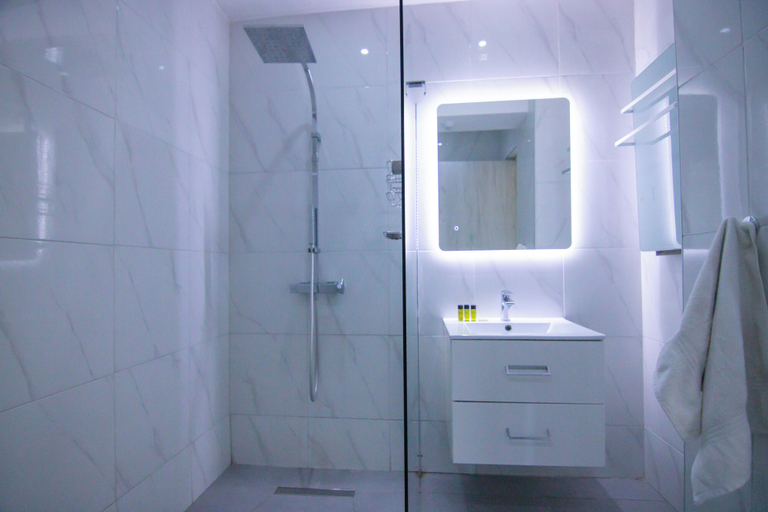 Bathroom 3, Phaedrus Living Plateia Suite Verde