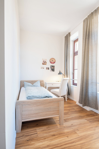 Bedroom 4, Gwuni Mopera, Leipzig