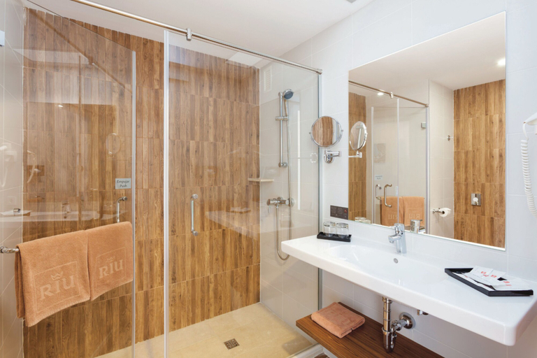 Bathroom 5, Hotel Riu Arecas - Adults Only, Santa Cruz de Tenerife