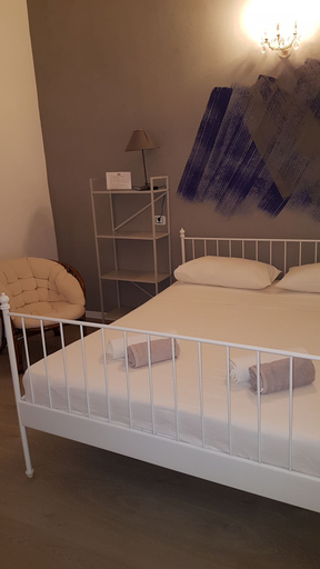 Bedroom 3, Il Miracolo B&B, Napoli