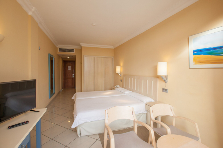 Bedroom 4, IFA Altamarena by Lopesan Hotels - All Inclusive, Las Palmas