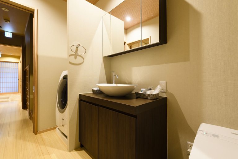 Bathroom 4, The Villa Soso, Kyoto
