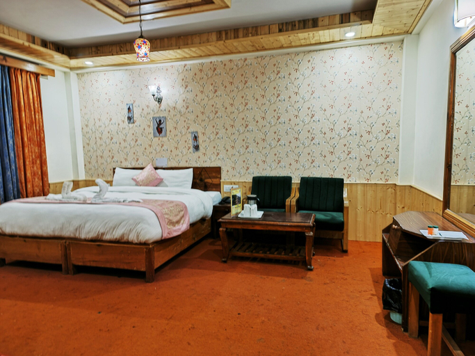 Bedroom 4, CS Shhandella Hotel, Kullu