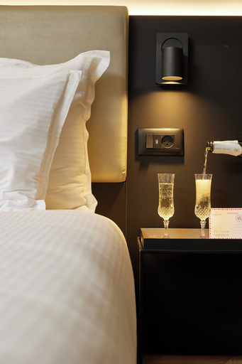 Bedroom 5, Rephael House Boutique Hotel