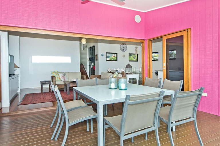 Others 5, Moreton View, Moreton Island