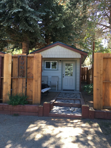 Exterior & Views 2, Lake View Lodge, Mono