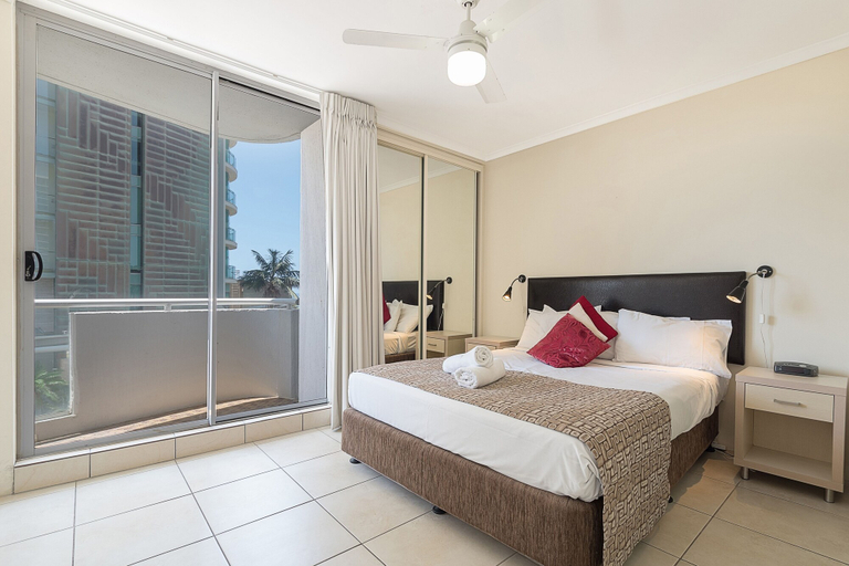 Bedroom 2, Carlton Apartments, Gold Coast