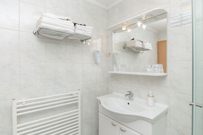 Bathroom 3, Hotel Center, Bohinj