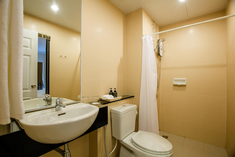 Bathroom 3, Naka Residence, Phuket Island