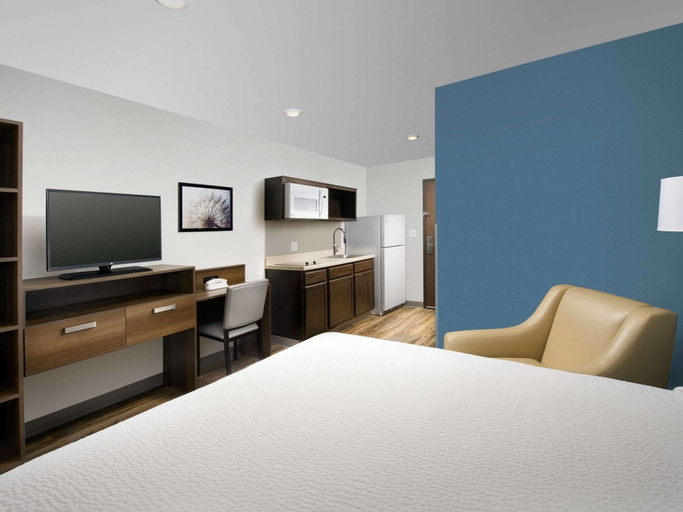 Bedroom 3, WoodSpring Suites McKinney, Collin