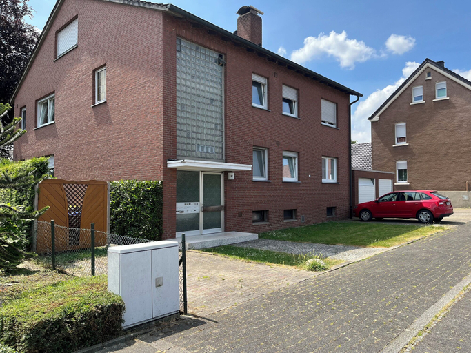 Exterior & Views, Apartment 1880, Unna