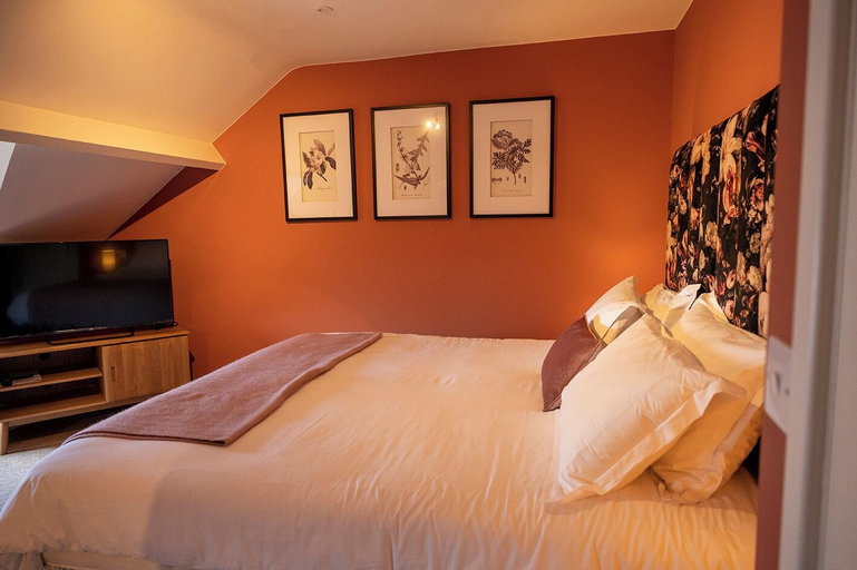 Bedroom 2, The Fanny Talbot, Gwynedd