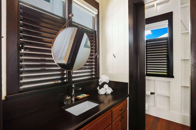 Bathroom 5, Mahogany Bay Resort & Beach Club, Curio Collection by Hilton