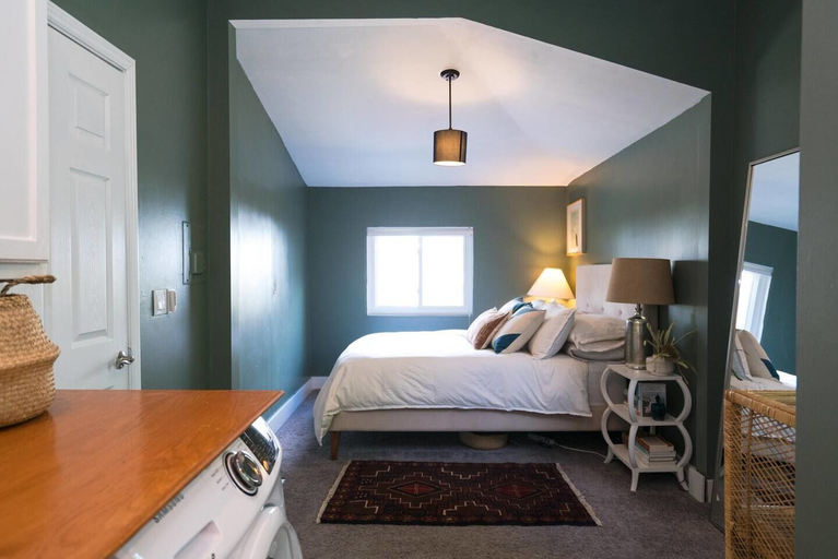 Bedroom 3, The Enchanted Franklin, Denver