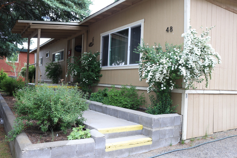 Exterior & Views 2, Lake View Lodge, Mono